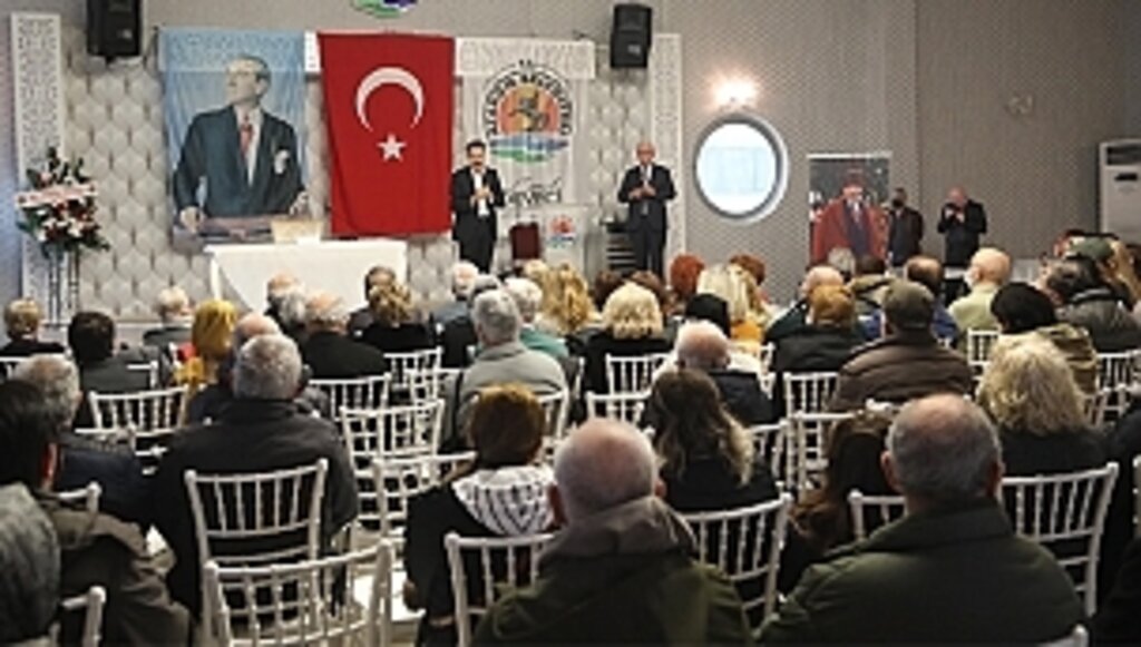 Atatürk Konferanslarına Yoğun İlgi