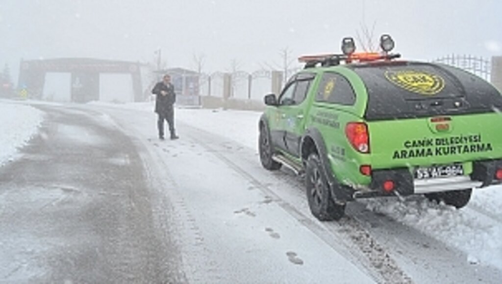 Canik Belediyesinde Yoğun Kar Mesai 