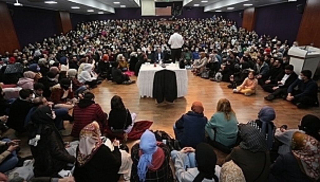 Hayati İnanç Konferansına Yoğun İlgi