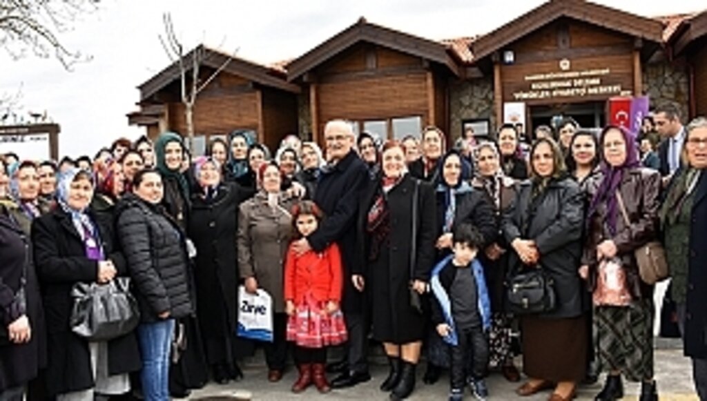 Yılmaz'dan '8 Mart Dünya Kadınlar Günü' Mesajı