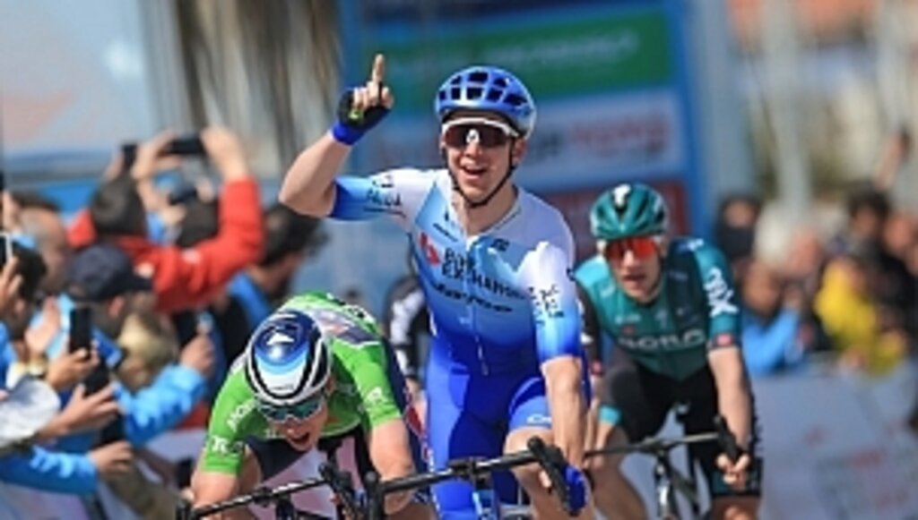 Selçuk-Alaçatı Etabı Alexander Kaden Groves'in