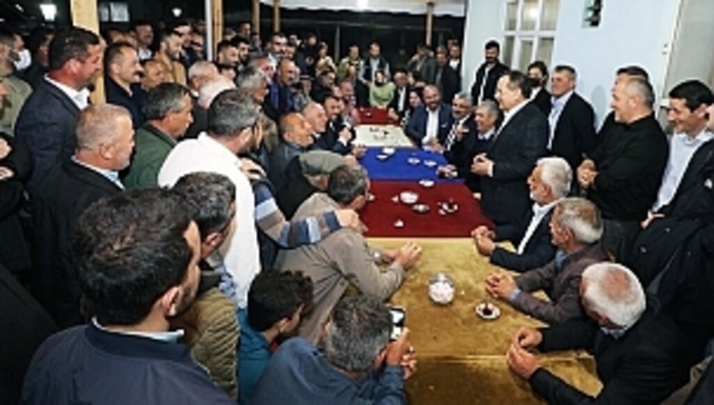 Başkan Demir Yatırmaları İnceledi, Vatandaşlarla İftar Yaptı