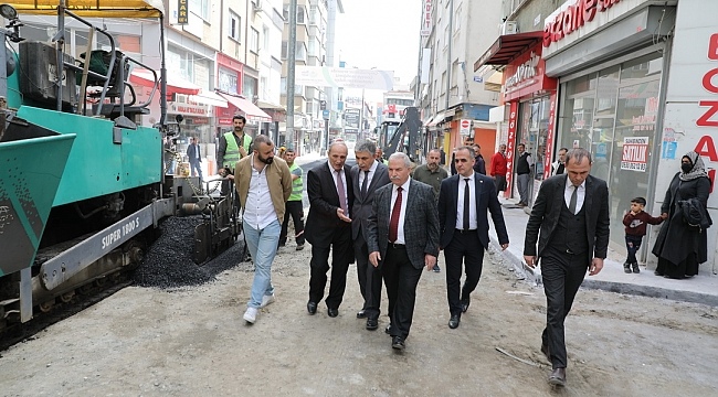 Demirtaş, Asfaltlama Çalışmasını Yerinde İnceledi 