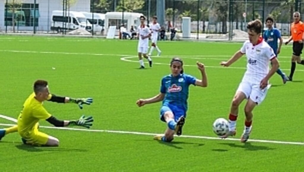 Gençler Doludizgin 4-0