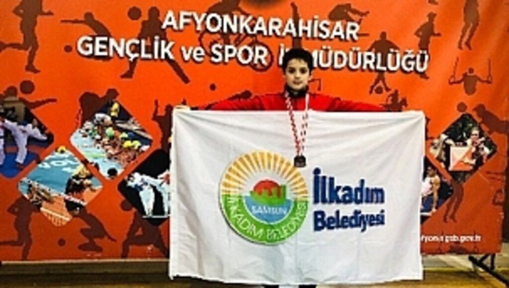 İlkadımlı Güreşçi Abdullah Üren Türkiye Üçüncüsü Oldu