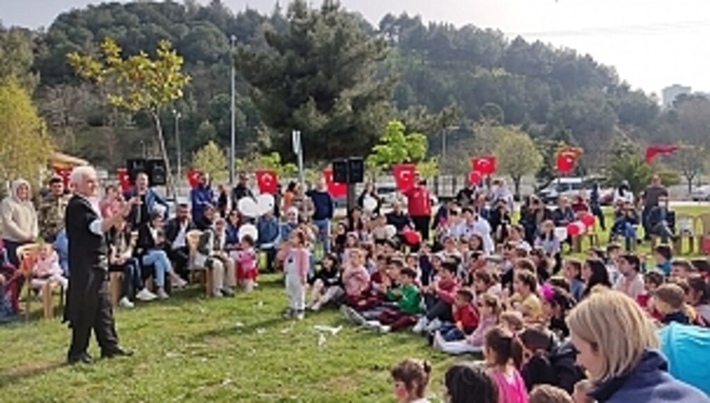 İYİ Parti Samsun İl Gençlik Kolları öncülüğünde 23 Nisan Etkinliği düzenlendi
