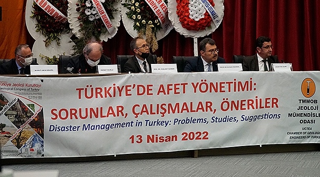 Türkiye'de Afet Yönetimi Masaya Yatırıldı 