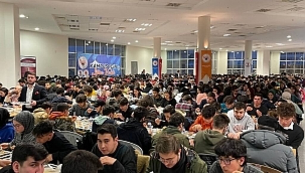 ÜniAK Samsun'dan "Kampüs İçin İftar Vakti-Büyük OMÜ İftarı" Programı