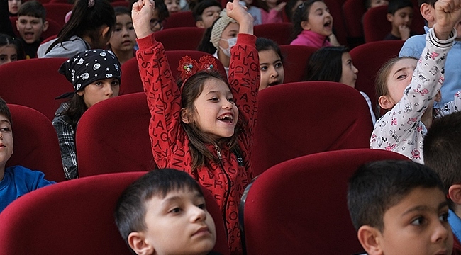 Çocuklar Tiyatro İle Çevre Bilinci Kazanıyor
