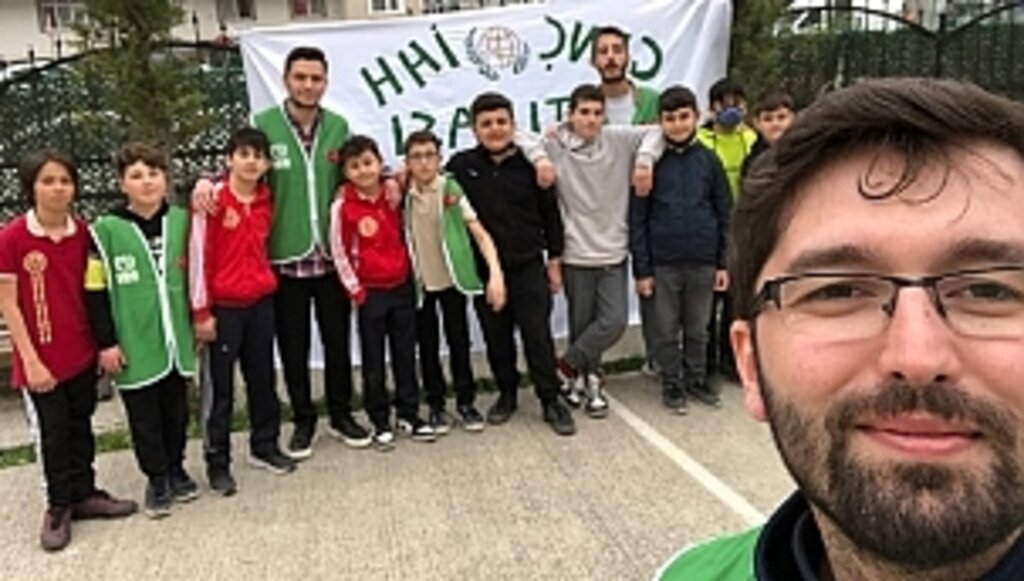Genç İHH Ekibi Ramazan Ayında Yüzlerde Tebessüm Oluşturdu