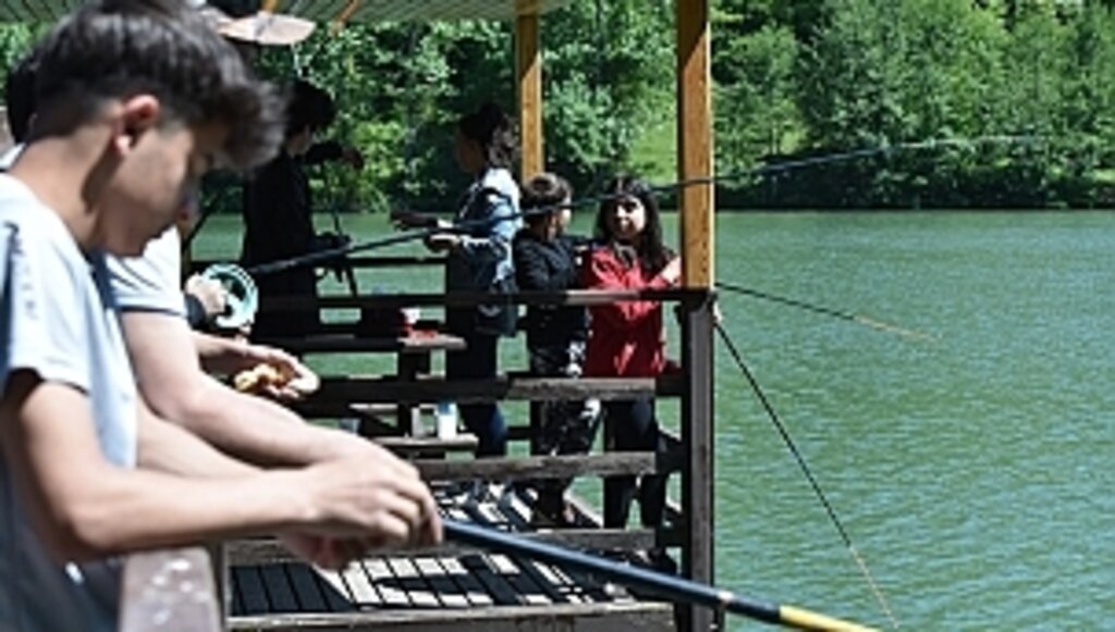 İsrail Sazanı Avlama Programı OMÜ Gölet'te Gerçekleşti