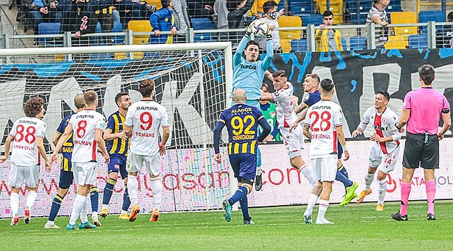 Liderle Berabere Kaldı 0-0