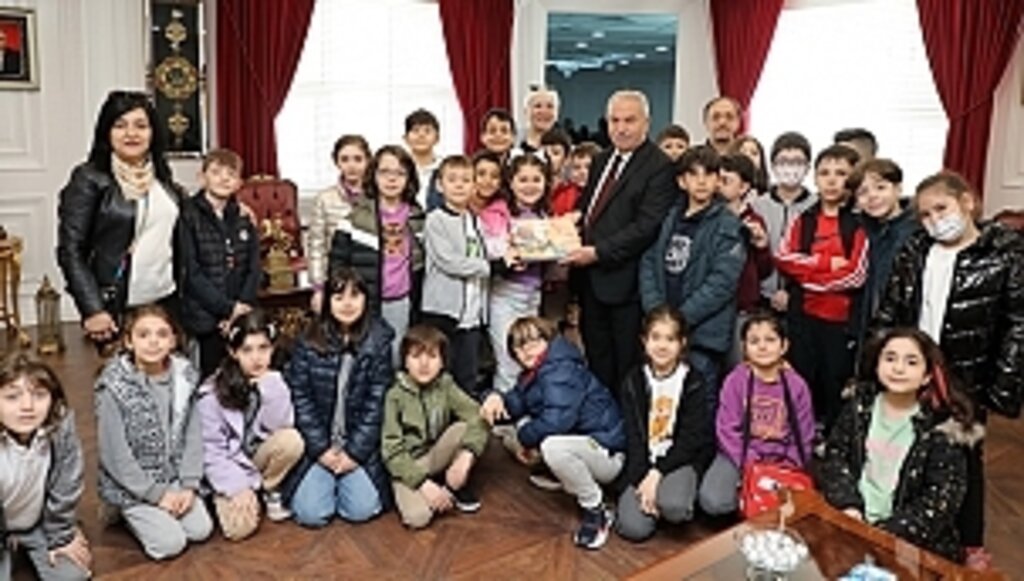 Öğrenciler Başkan Demirtaş'ı Soru Yağmuruna Tuttu