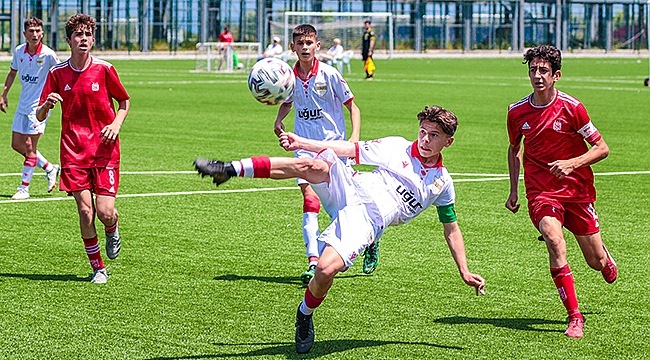 Yılport Samsunspor U14 – Demir Grup Sivasspor U14: 1-0