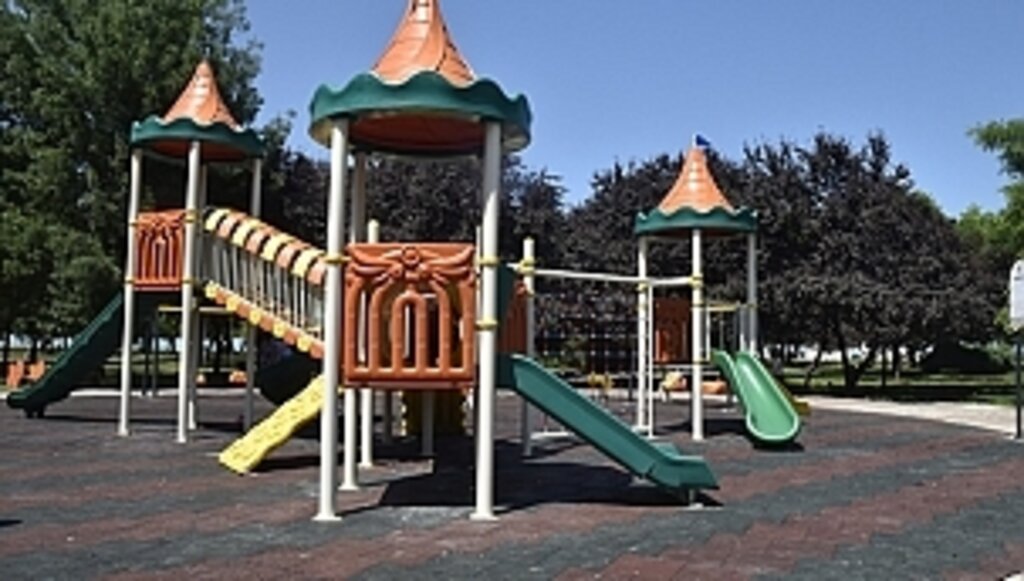 Büyükşehir Çocuk Parklarını Yenileniyor