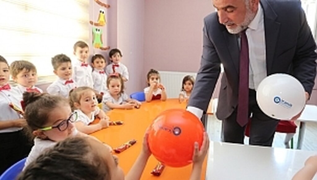 Canik'te Miniklerin Mezuniyet Coşkusu