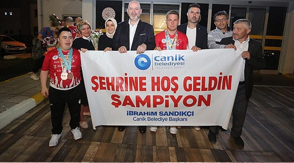 Canikli Sporcular Zaferle Döndü