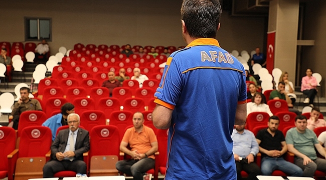 İlkadım Personeline "Doğal Afet Ve Farkındalık" Semineri