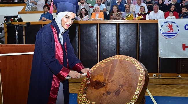 OMÜ Tıp Öğrencileri 44. Mezuniyet Töreni ile Hekimliğe Adım Attı