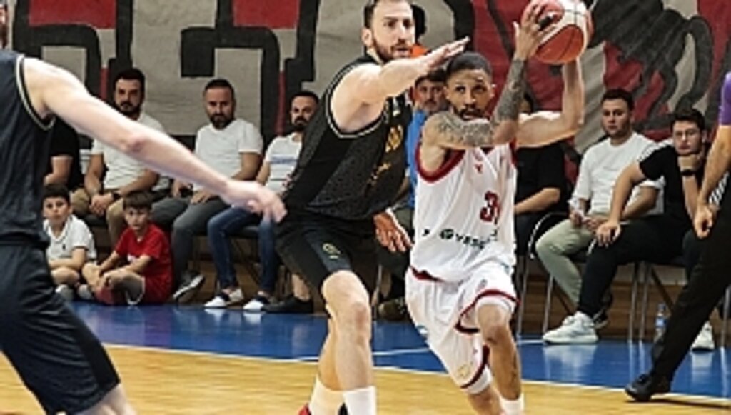 Samsunspor Basket Final Serisinin İlk Ayağını Kazandı