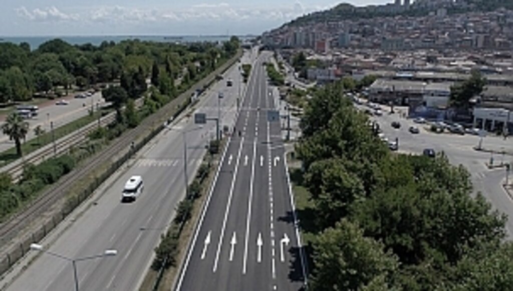 Atatürk Bulvarı Baştan Sona Yenileniyor