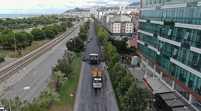 Atatürk Bulvarı'na 40 Bin Ton Asfalt 