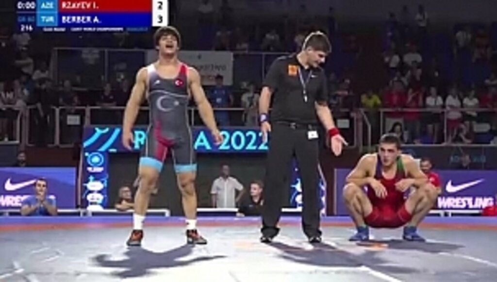 Büyükşehir Forması Giyen Alper Dünya Şampiyonu 