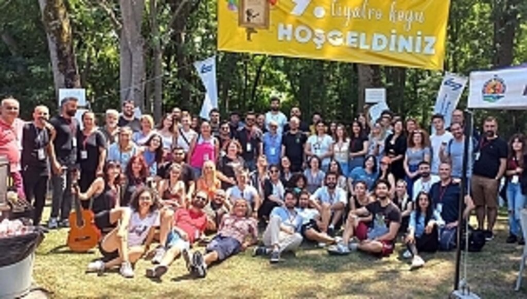 Karadenizli Tiyatrocular Atakum'da Buluştu