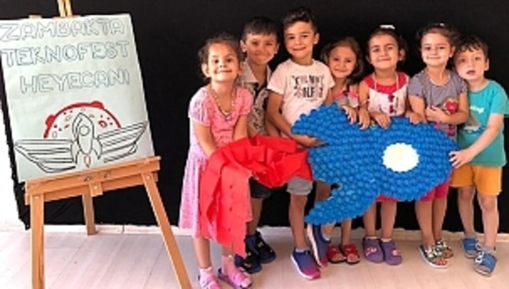Miniklerden TEKNOFEST'e Özel Anlamlı Çalışma