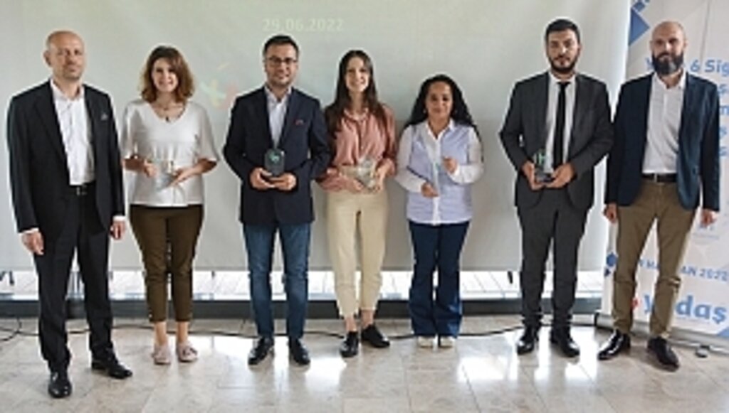 YEDAŞ'ta Proje Sahipleri Ödüllerini Aldı