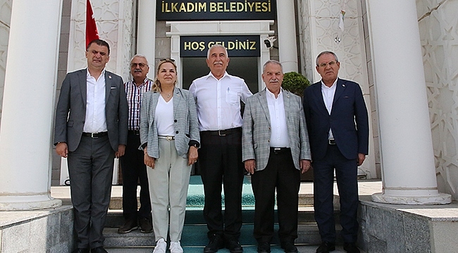 CHP'li Milletvekillerinden İlkadım'a Çıkarma