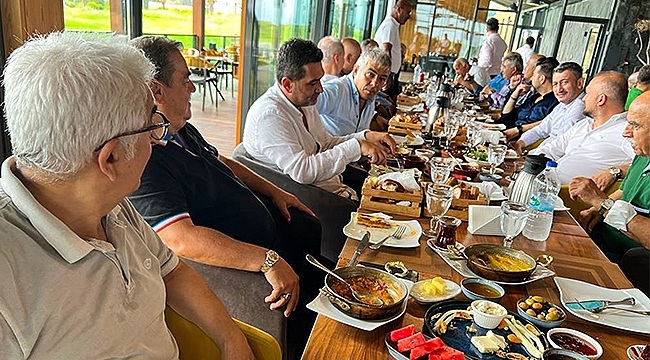 Cumartesi Kahvaltı Grubu Samsunspor'a Kahvaltı Verdi
