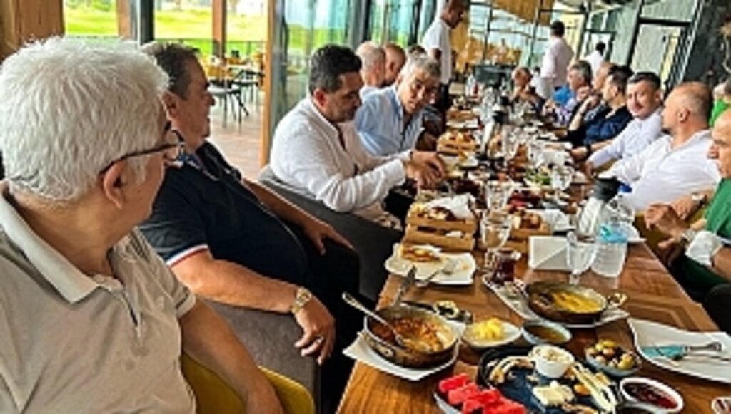 Cumartesi Kahvaltı Grubu Samsunspor'a Kahvaltı Verdi