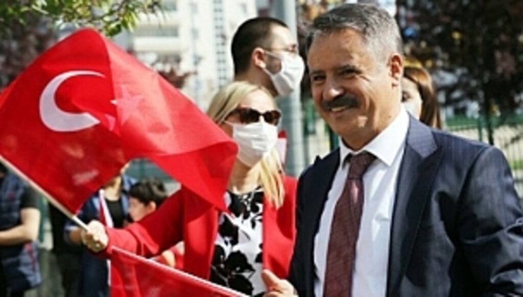 Cumhuriyet'e Ve Geleceğinize Sahip Çıkın