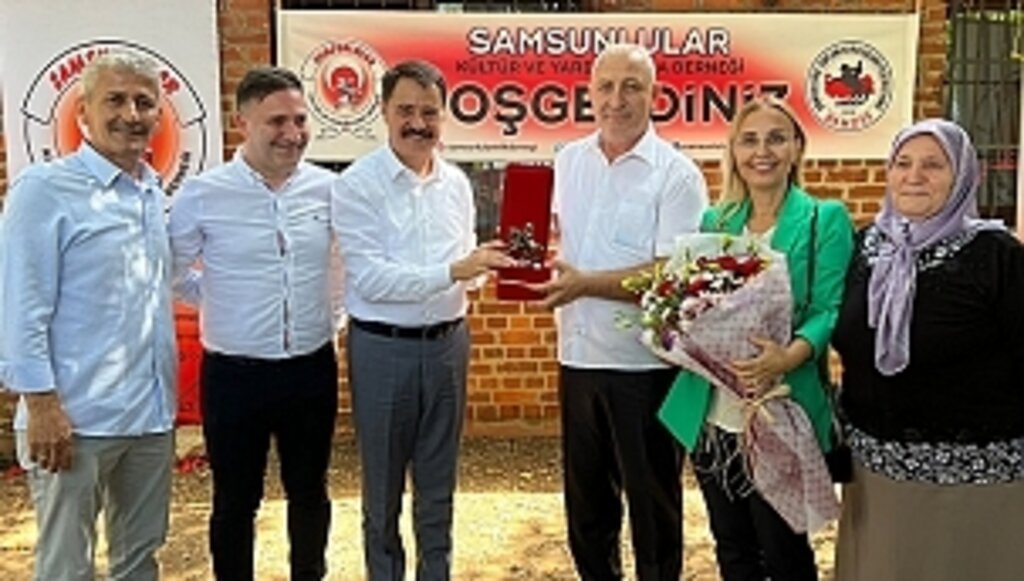 Deveci, İstanbul'daki Samsunlularla Buluştu