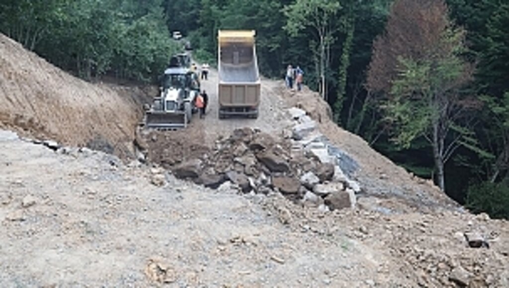 Erikli Mahallesinin Yol Sorununu Çözülüyor!