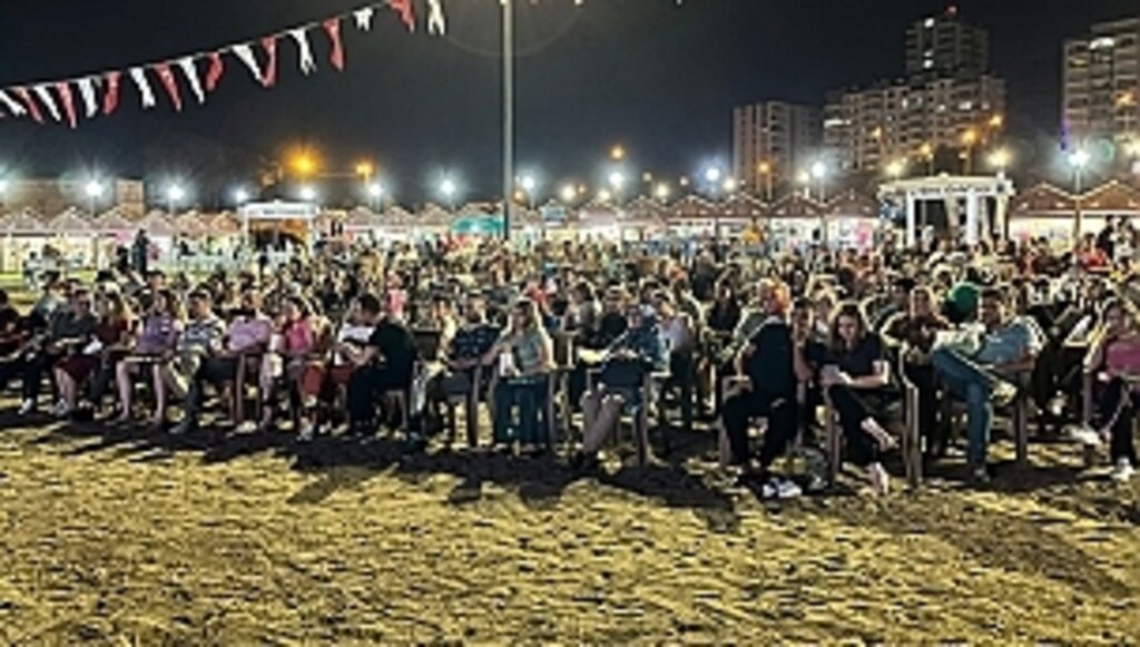 Fatsalılar Açık Hava Sinemasını Sevdi