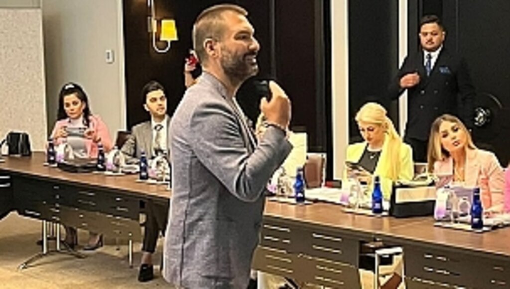 İranlı Medikal Estetik Doktorları İstanbul'da Toplandı