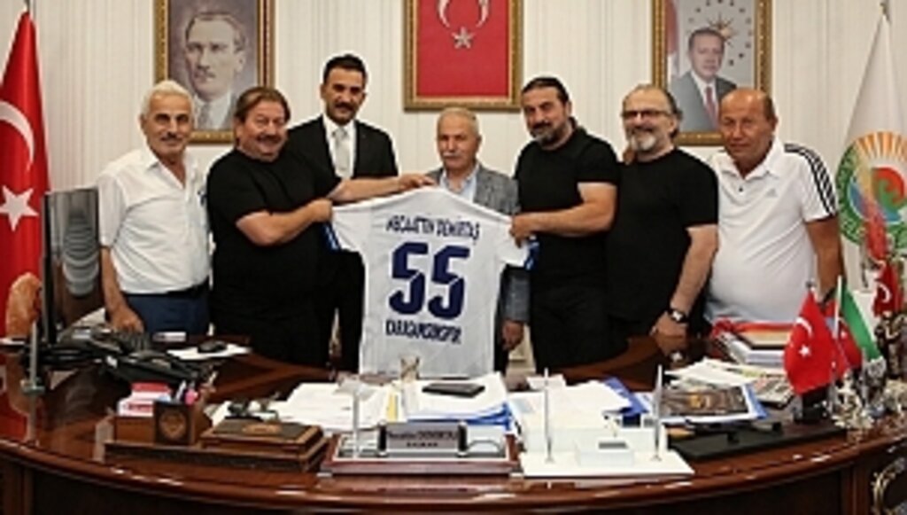 Karasamsunspor Kulübünden Başkan Demirtaş'a Teşekkür Ziyareti
