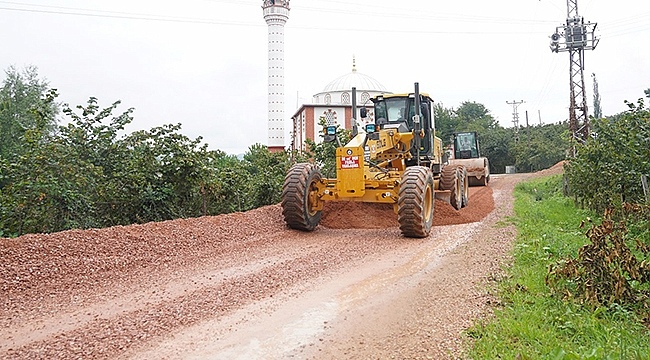 Kırsal Mahallelerde 10 Kilometre Yol Daha Asfalta Kavuşuyor 