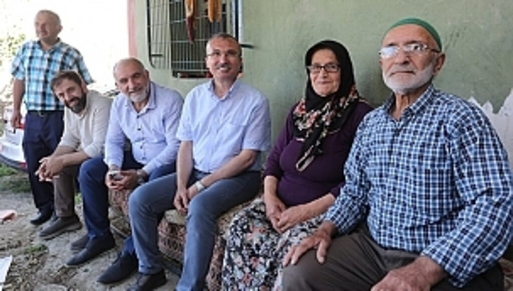 Milletvekili Kırcalı ve Başkan Sandıkçı Vatandaşlarla Bir Araya Geldi