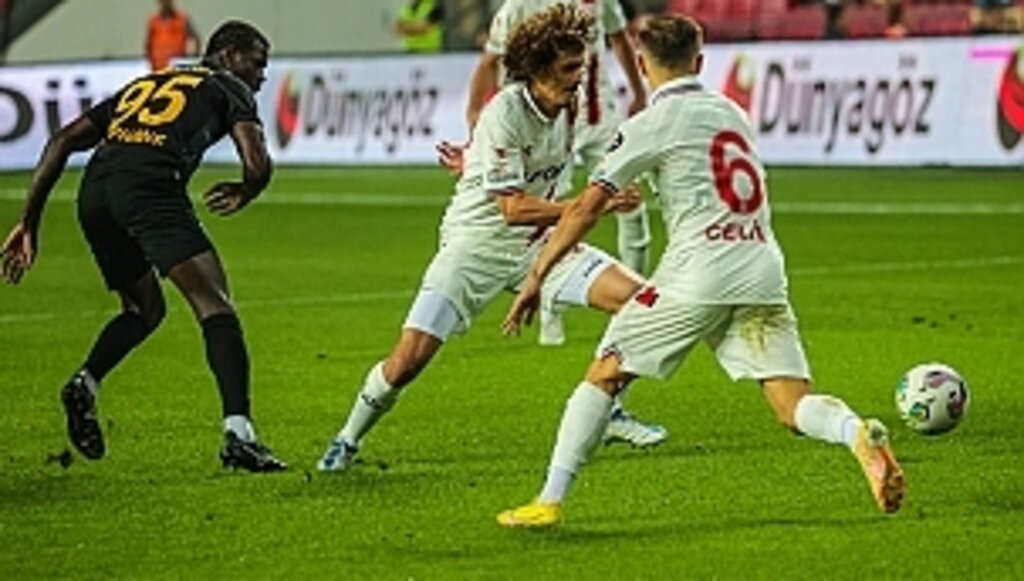 Samsunspor Sahasında 2 Puan Kaybetti 1-1