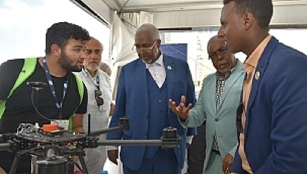 Benadir Üniversitesi Rektörü Hassan'ı TEKNOFEST Karadeniz'de