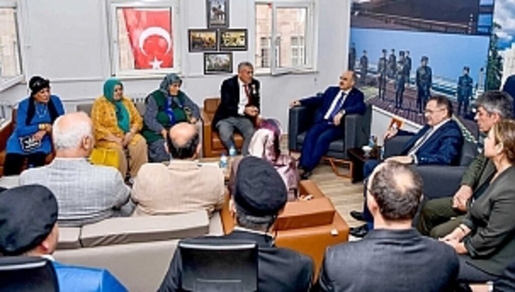 Bu Hizmeti Ölünceye Kadar Unutamayız