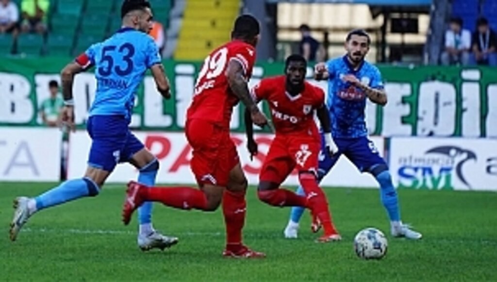 Rize deplasmanından 1 Puanla Dönüyor 1-1