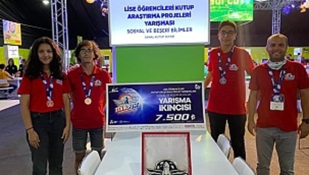 TEKNOFEST'te İlimiz Takımları Toplam 9 Ödül Alarak Büyük Başarı Elde Etti