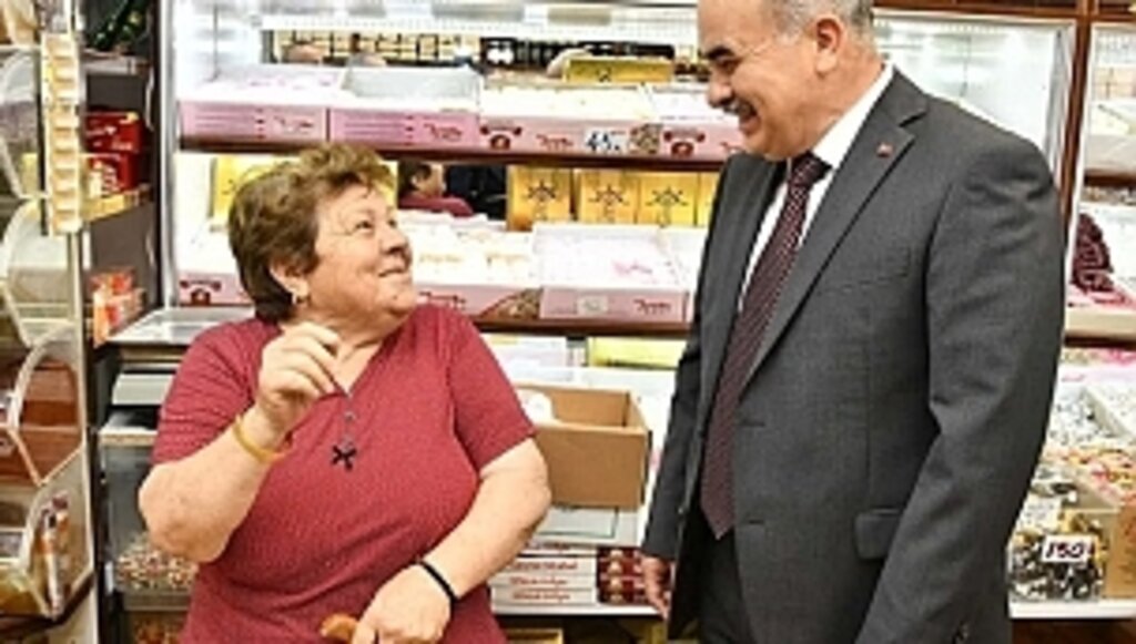 Vali Doç. Dr. Zülkif Dağlı'nın '1 Ekim Dünya Yaşlılar Günü' Mesajı