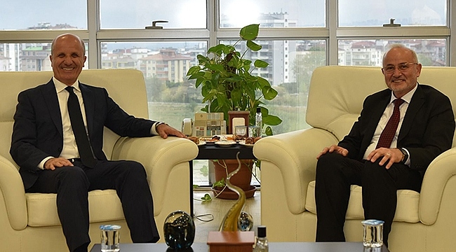 YÖK Başkanı Özvar'dan OMÜ'ye Ziyaret