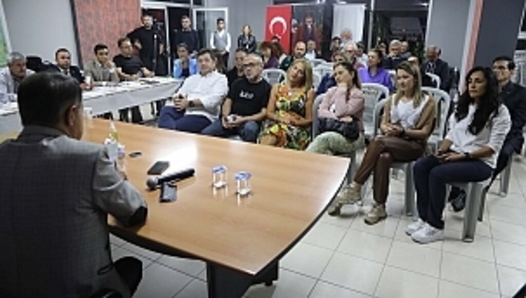 Atakum'u üç yıldır çalmadan, çaldırmadan yönetiyoruz