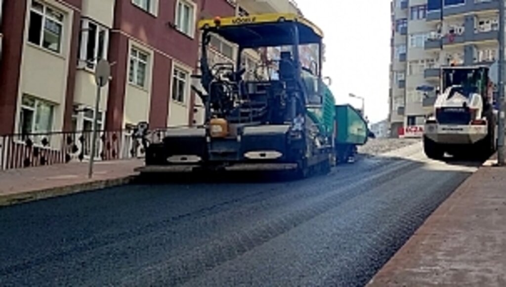 Büyükşehir İhtiyaç Olan Yolları Yapıp Hizmete Açıyor…